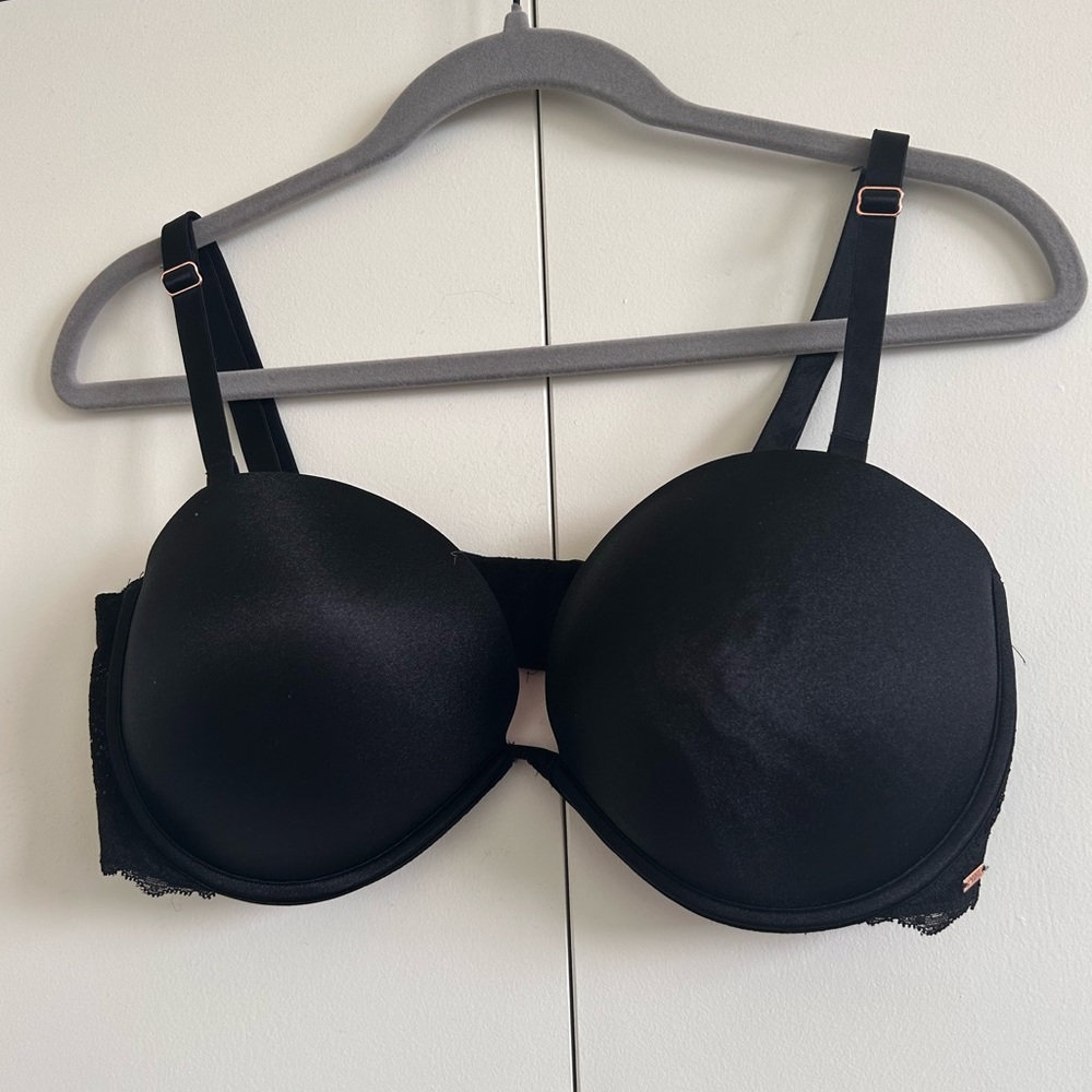 VS PINK Plunge push-up multi-way bra 36DD